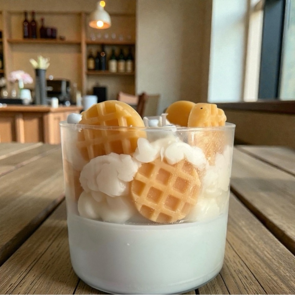 Blueberry Waffle Candle 24 oz NIB